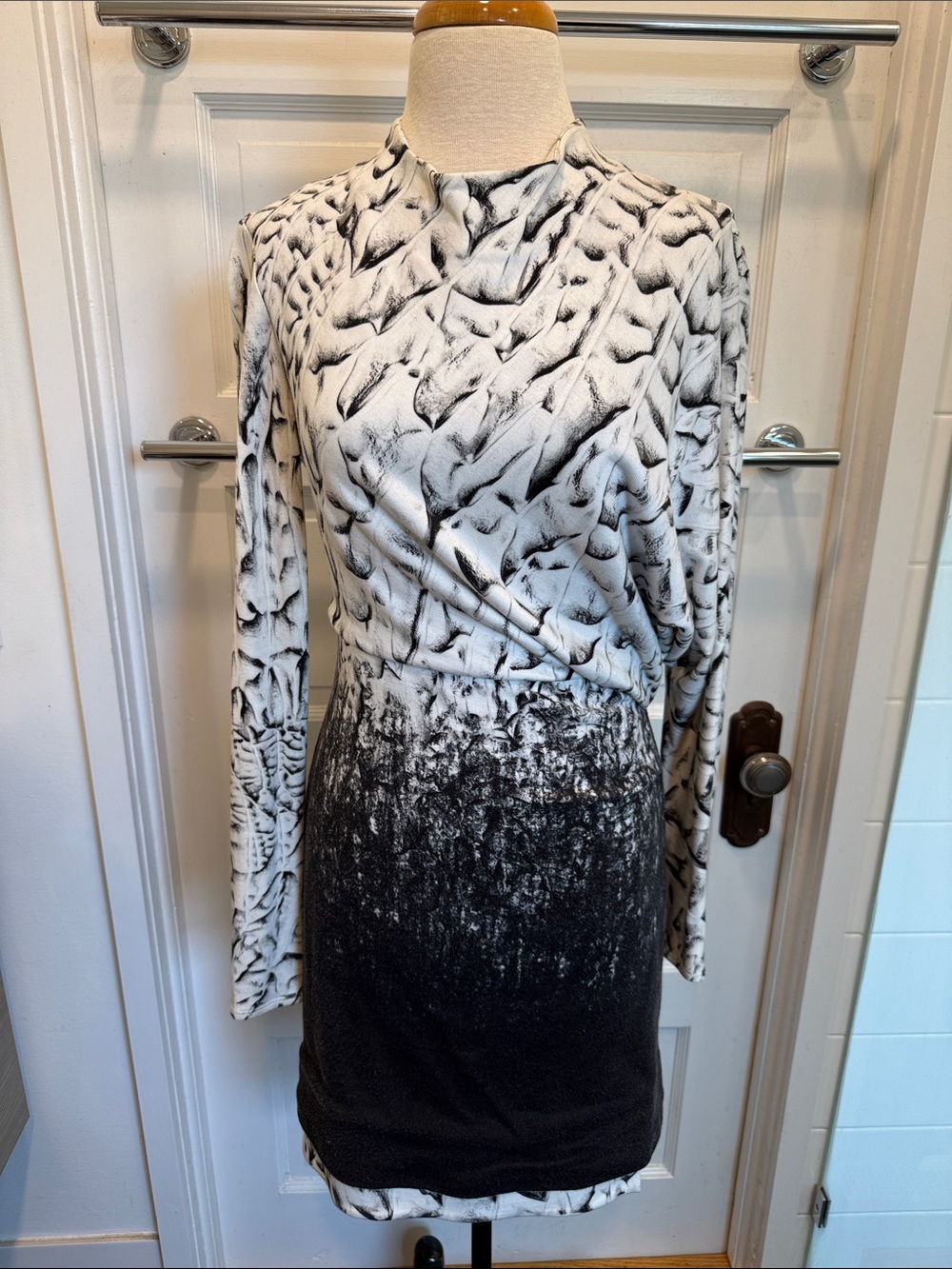 Helmut Lang Black and White Long Sleeve Patterned Dress